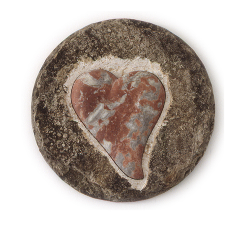 <div class='name'>Red Heart</div class='name'><P>Travertine, Red Marble <BR> 50cm <P>1991